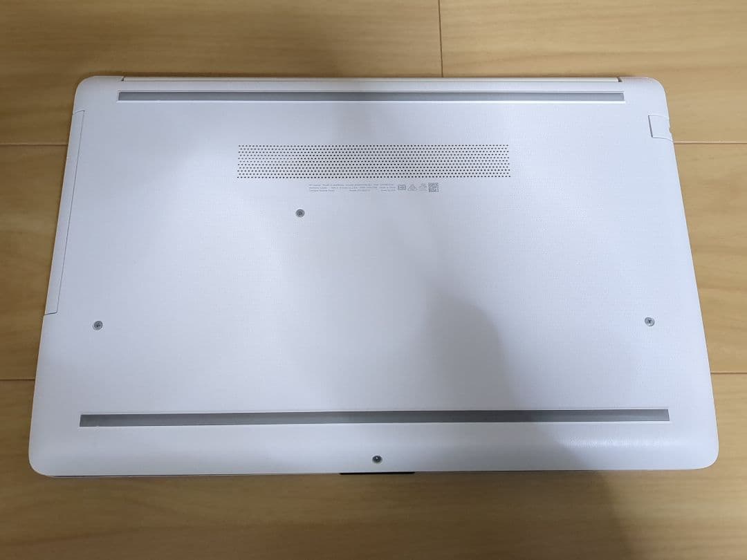 HP Laptop 15-db Ryzen 5 メモリ8GB SSD256GB