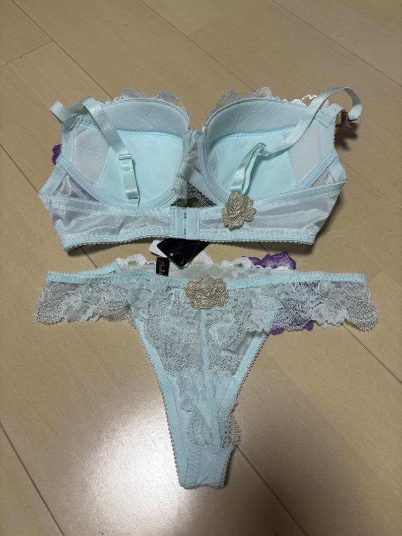 ワコール　サルート　03G 日本の花嫁　ブラジャーソングセット