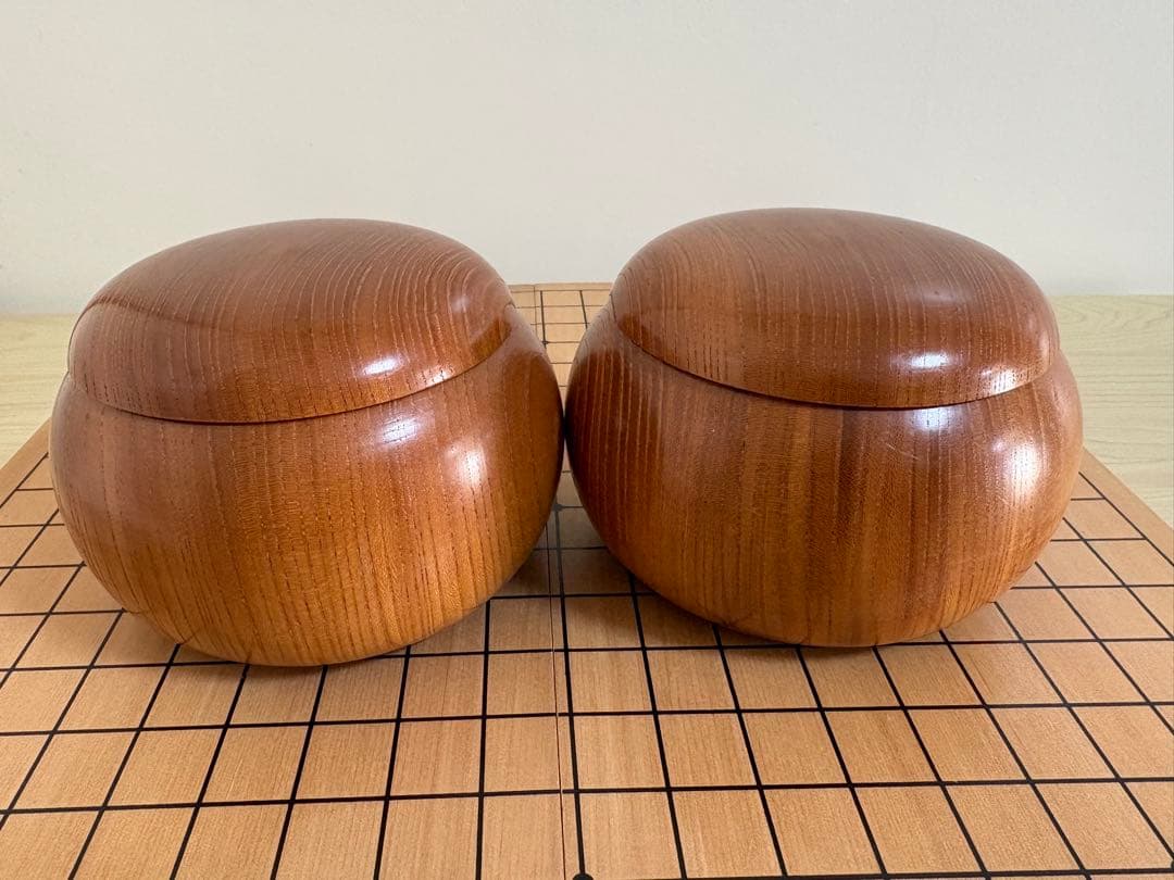 【囲碁】蛤碁石・那智黒石　４０号月印　桐箱付き