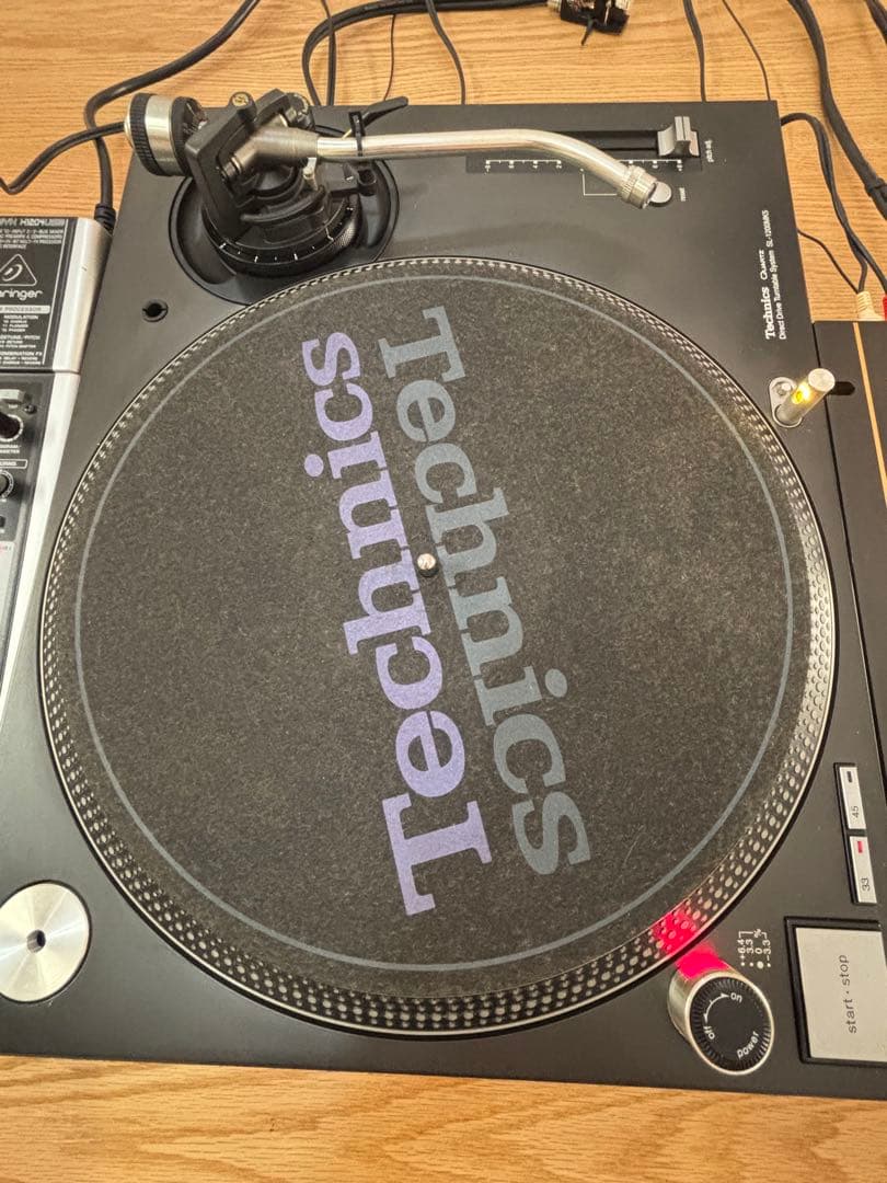 Technics SL-1200 MK5 +ミキサー、BEHRINGERミキサー