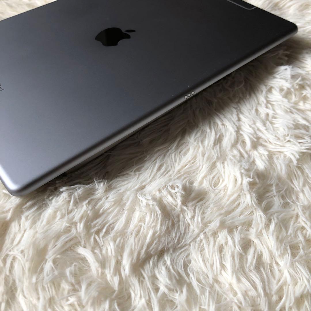【早い者勝ち】iPad Pro 12.9 256GB SIMフリー 【すぐ発送】