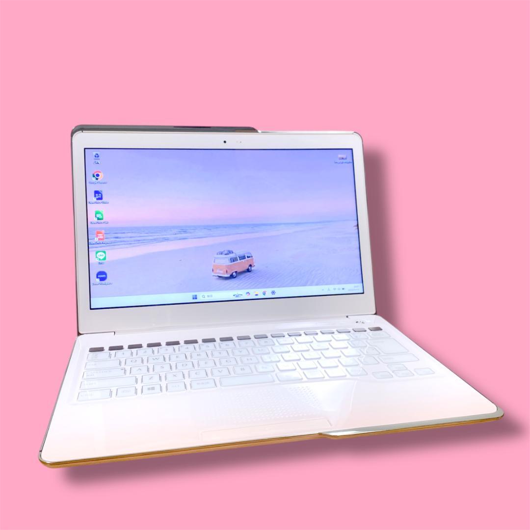 超希少✨女性にオススメ！i5 SSD480 メモリ8 かわいい小型ノートパソコン