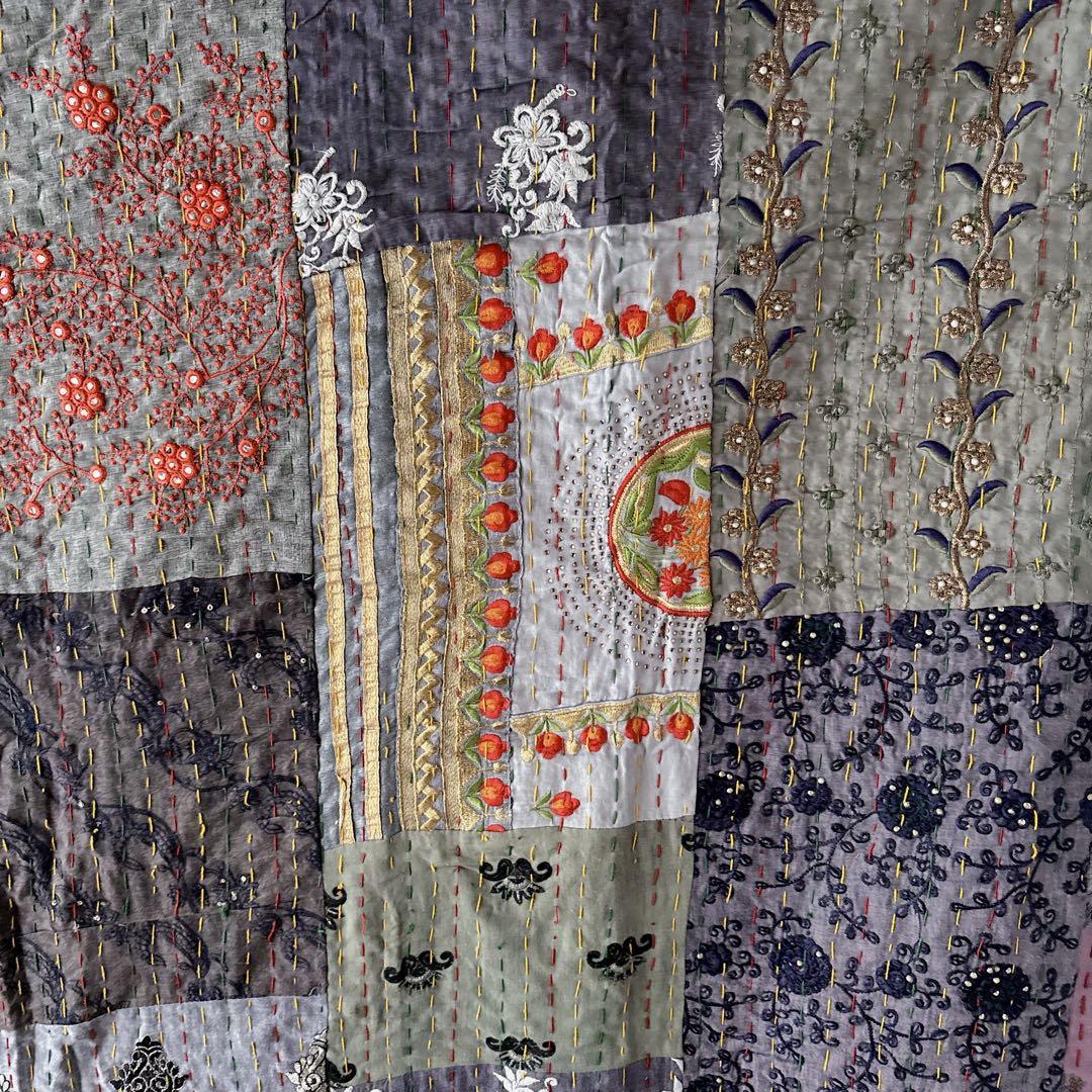 未使用❁エンブロイダリー　グレー　パッチワークカンタキルトマルチカバーラグ