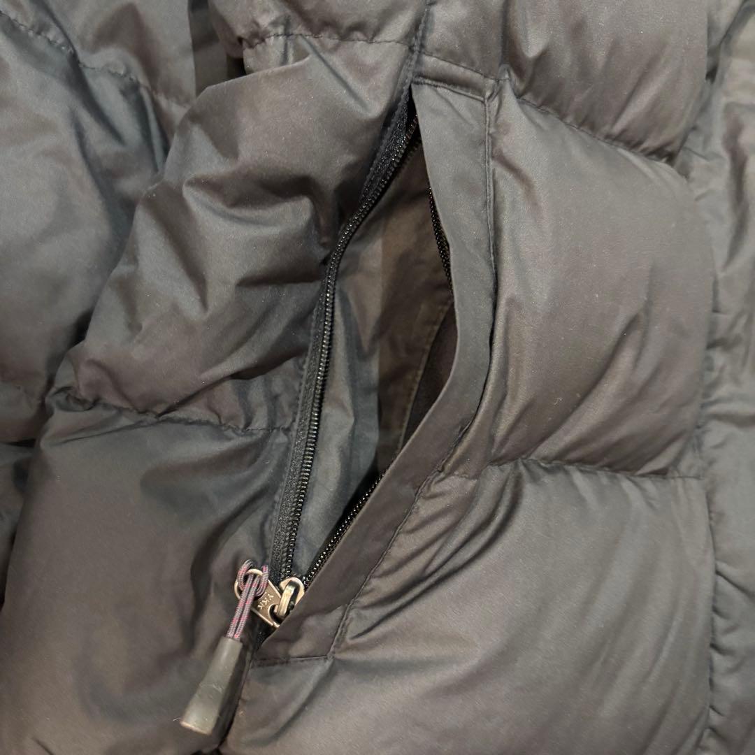 【人気】モンベル　トラベルダウンパーカ ダウンジャケット 2WAY ブラック L