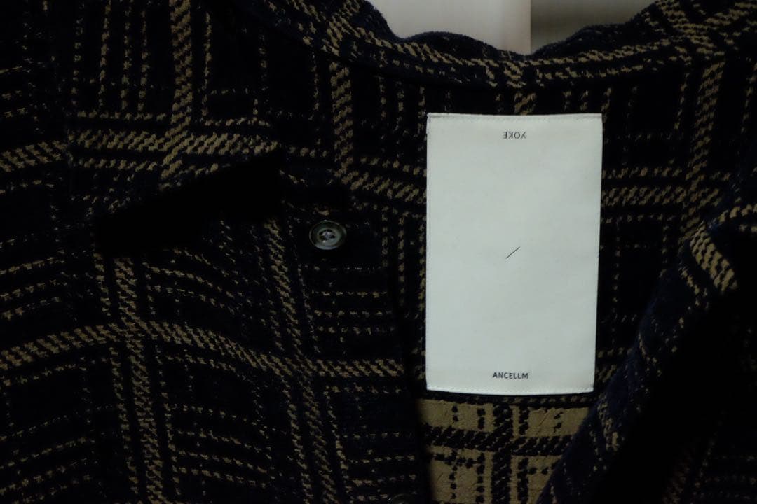 Attic Yoke ancellm 別注シャツ