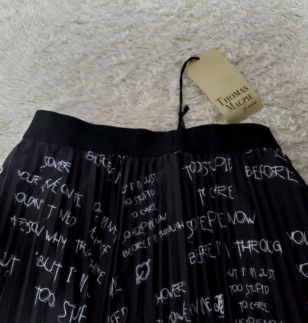 新品✨トーマスマグパイ　プリーツ　総柄　スカート　タグ付き　38