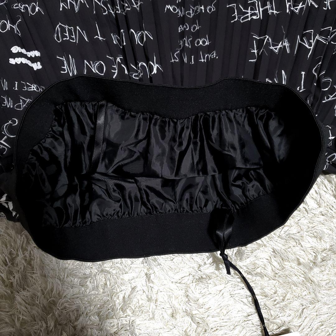 新品✨トーマスマグパイ　プリーツ　総柄　スカート　タグ付き　38