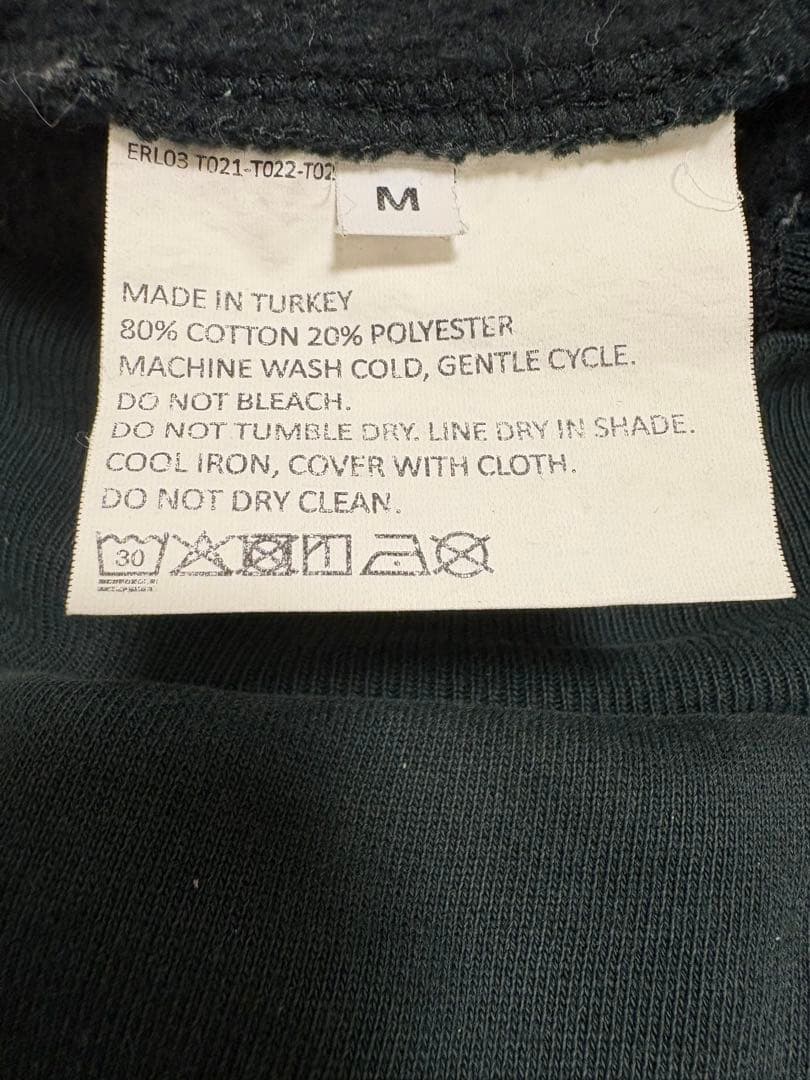 ERL パーカー　Mサイズ