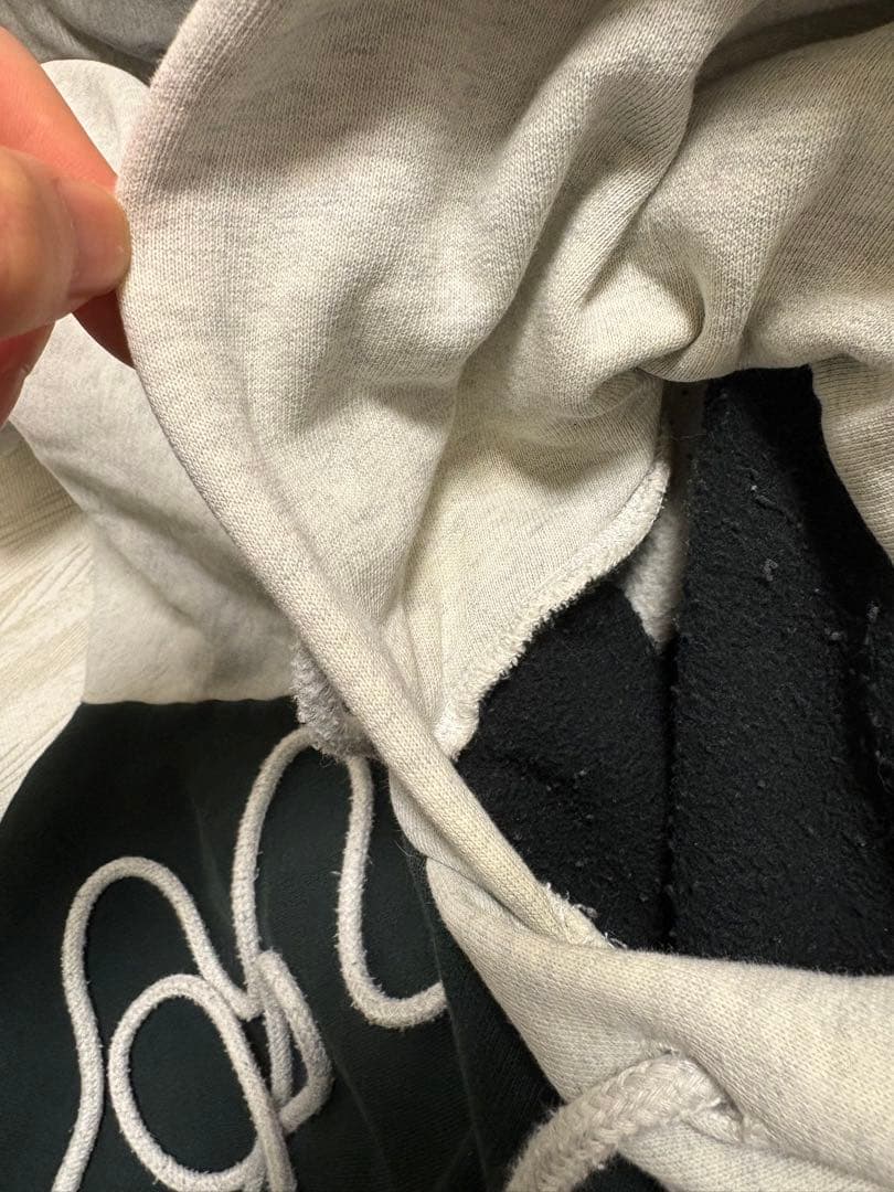 ERL パーカー　Mサイズ