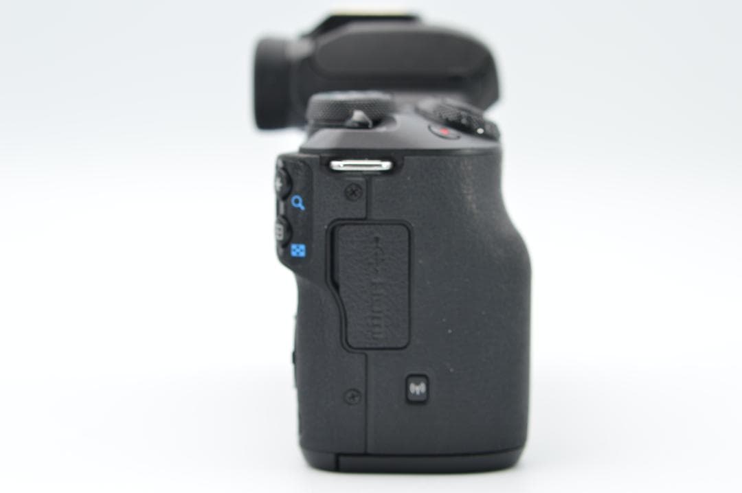 【極美品】Canon キャノン EOS Kiss M2 レンズキット