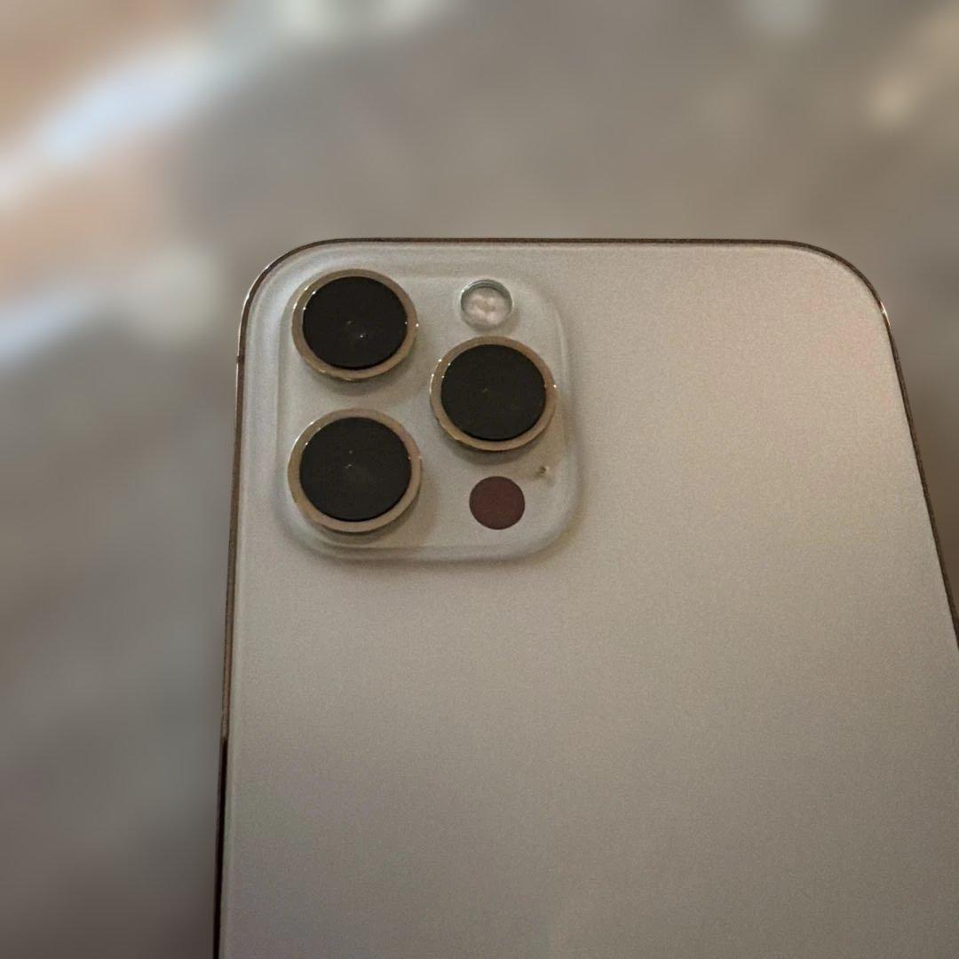 美品 iPhone12ProMAX 256GB ゴールド