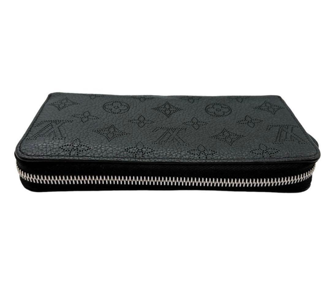 吉*人様 ルイヴィトン　マヒナ　ジッピーウォレット　M61867 長財布　ブラッ