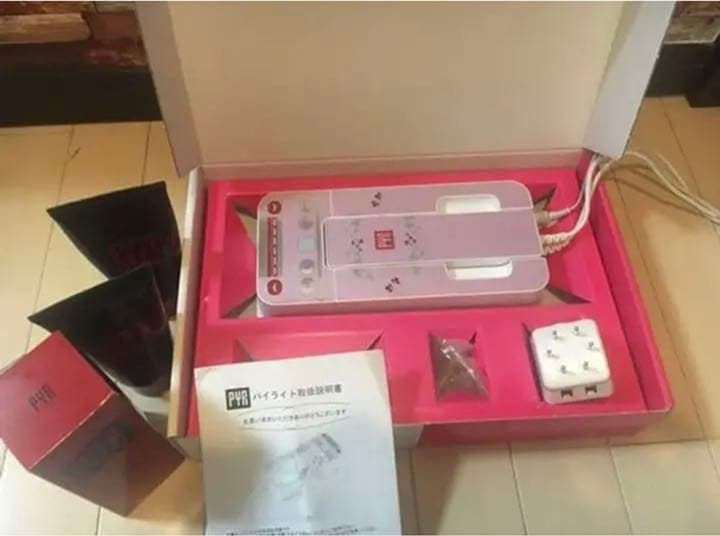 パイラ PYRITHE パイライト 小顔 美顔器 脂肪溶解 パイラクリーム付き