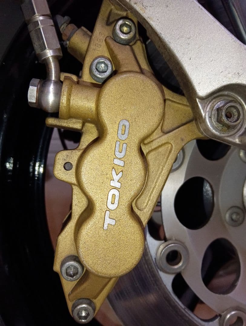 TOKICO ６ポットブレーキキャリパー左右セット