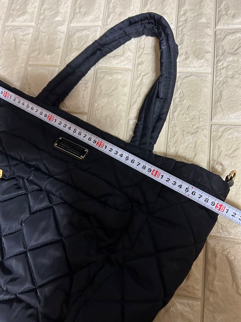MARC BY MARC JACOBS バッグ 黒 キルティング