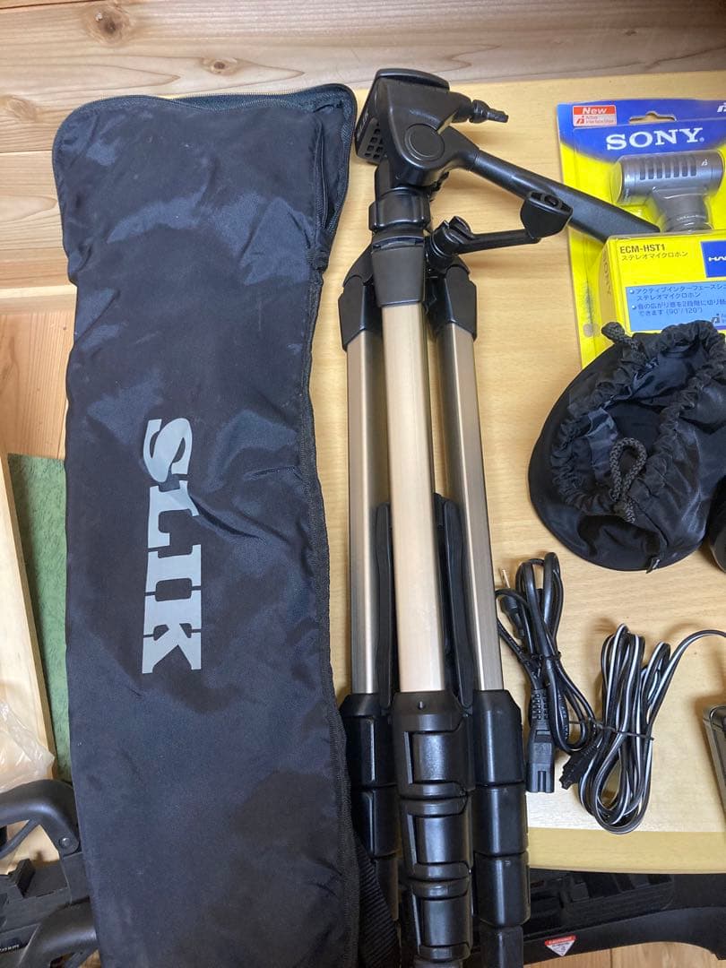 ビデオカメラ SONY Handycam HD 240GB