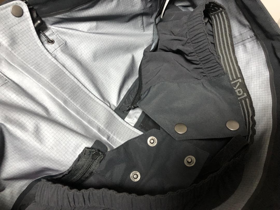 未使用 BURTON M AK GORE HVR PR JK S M バートン黒