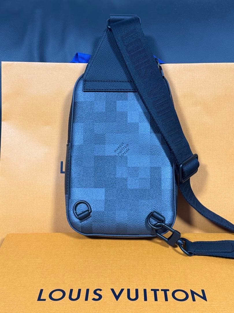 し*ん様 【正規品】Louis Vuittonアヴェニュー・スリングバッグM14
