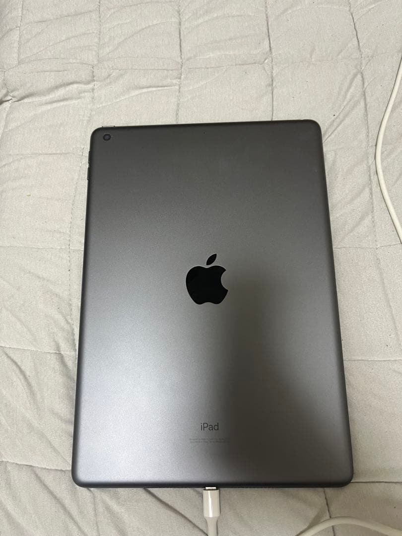 iPad(第8世代)32GB本体 箱あり