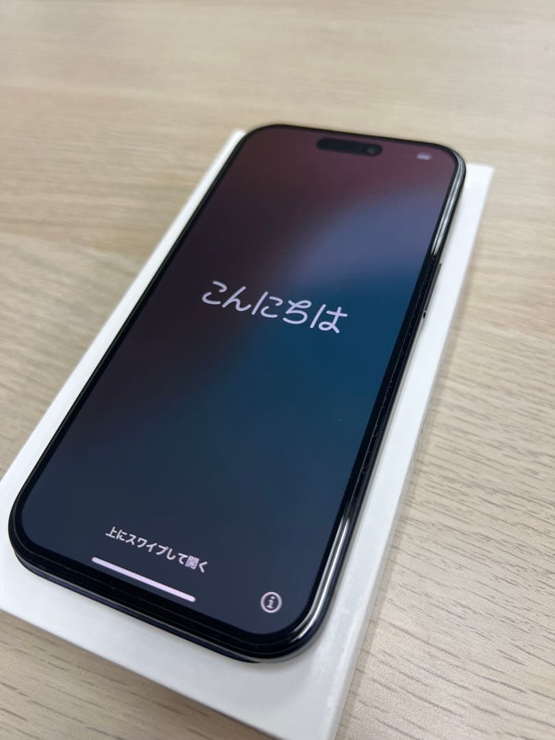 iPhone 15 128GB ブラック SIMフリー　充放電回数9