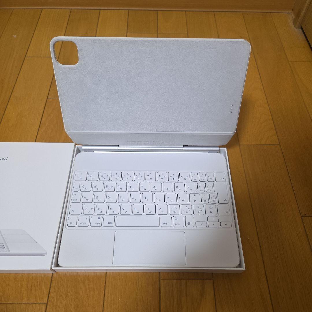 ぼ*ン様 iPad Magic Keyboard 日本語配列 白