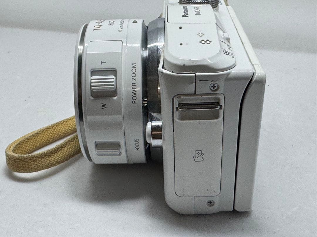 パナソニックLUMIX GF6 14-42mm 電動ズームキット　ホワイト