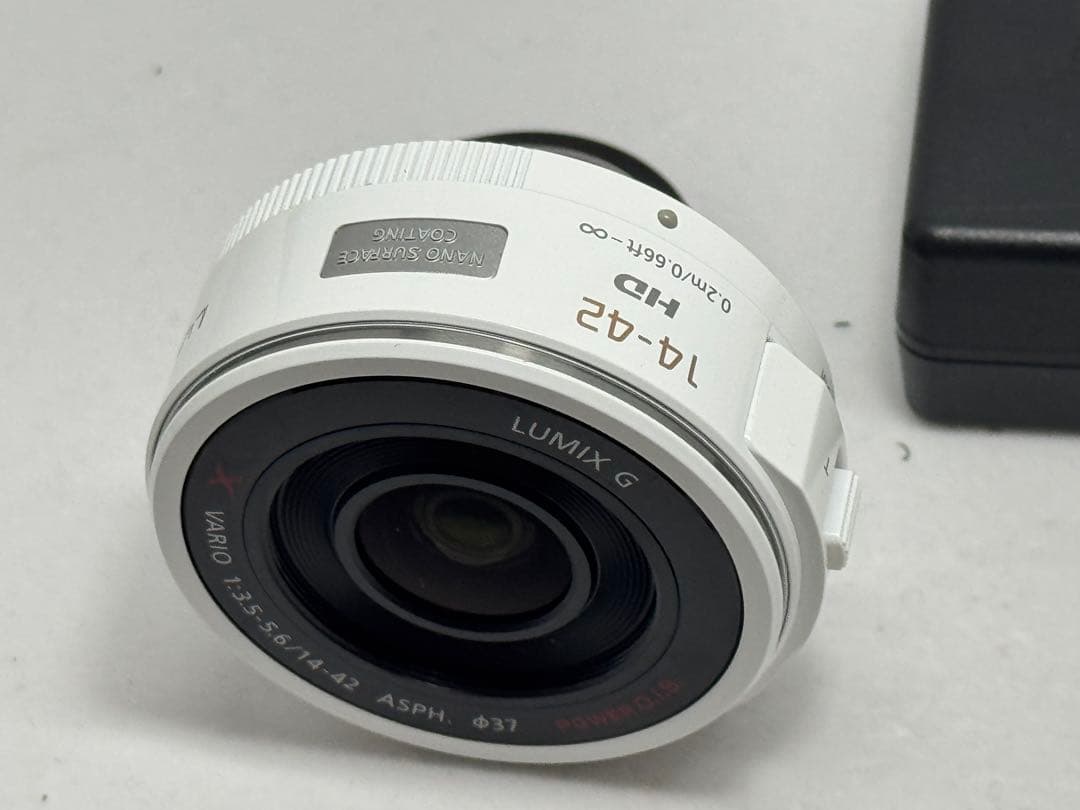 パナソニックLUMIX GF6 14-42mm 電動ズームキット　ホワイト