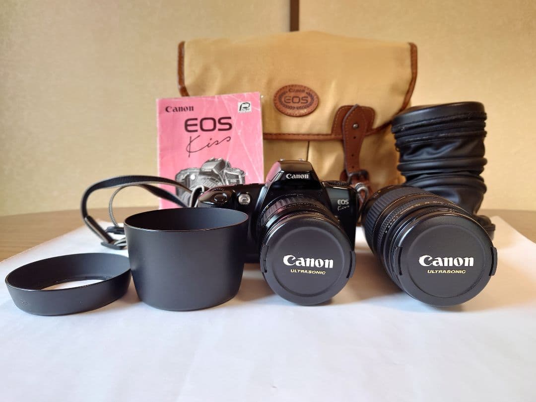 Canon EOS Kiss 一眼レフ フイルムカメラ （作動確認済）