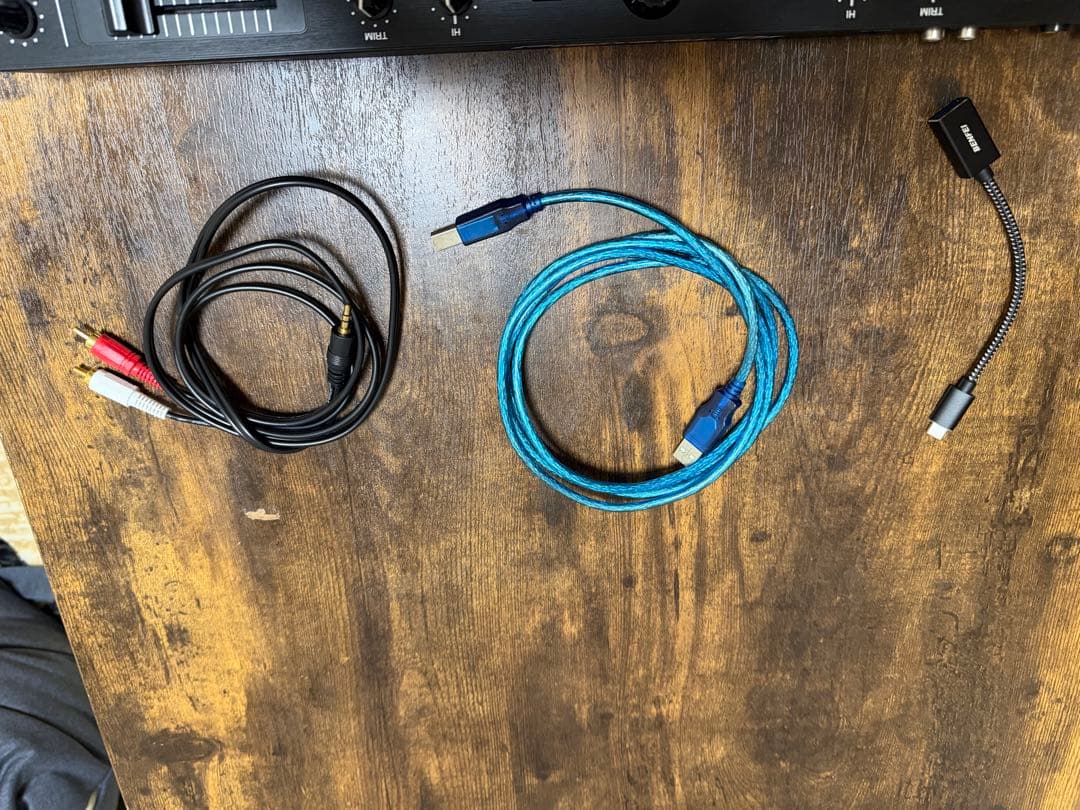 Pioneer DDJ-REV1 DJコントローラー