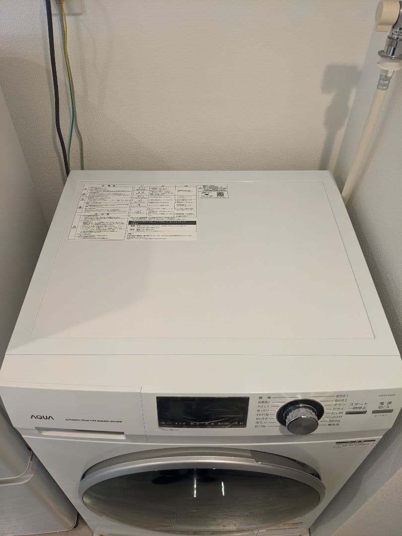 2022年製　アクア　ドラム式洗濯機　AQW-FV800E　8kg