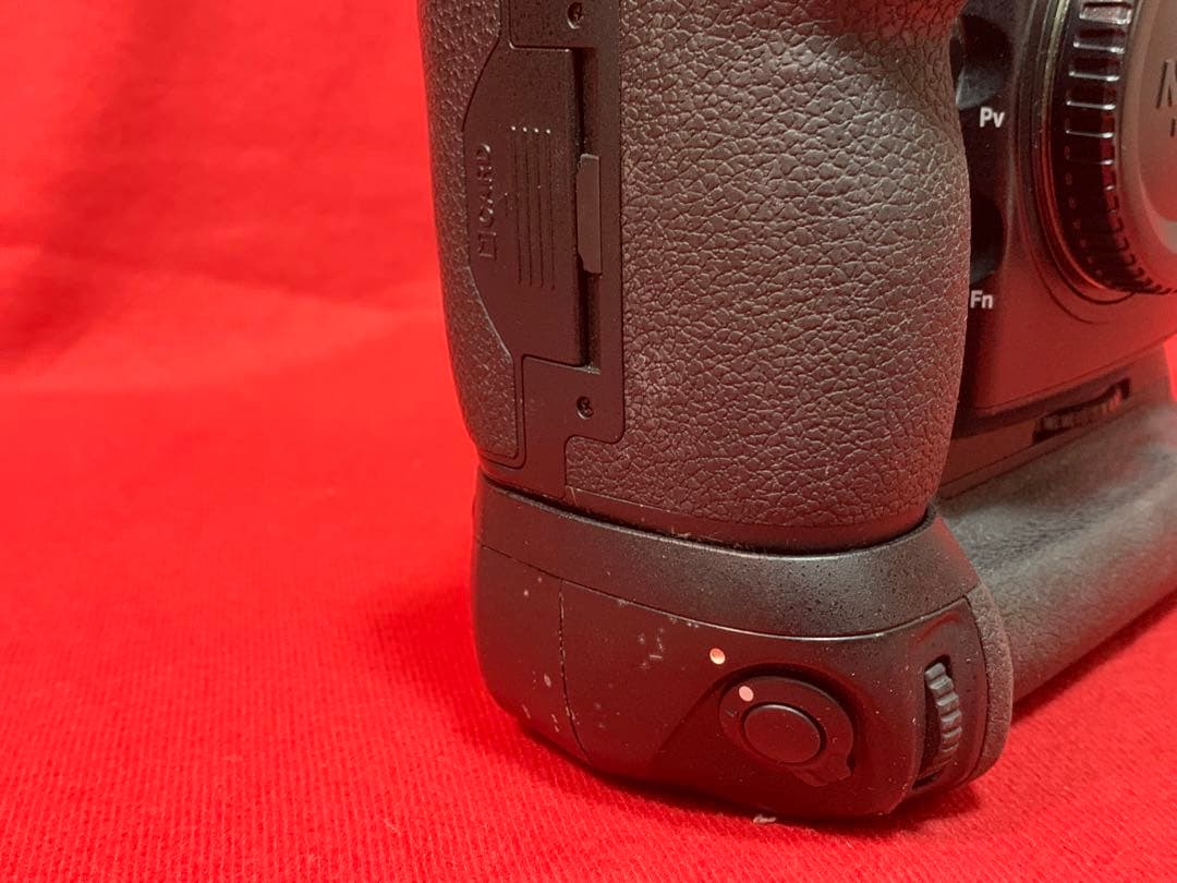 Nikon D810 / バッテリーグリップ MB-12セット