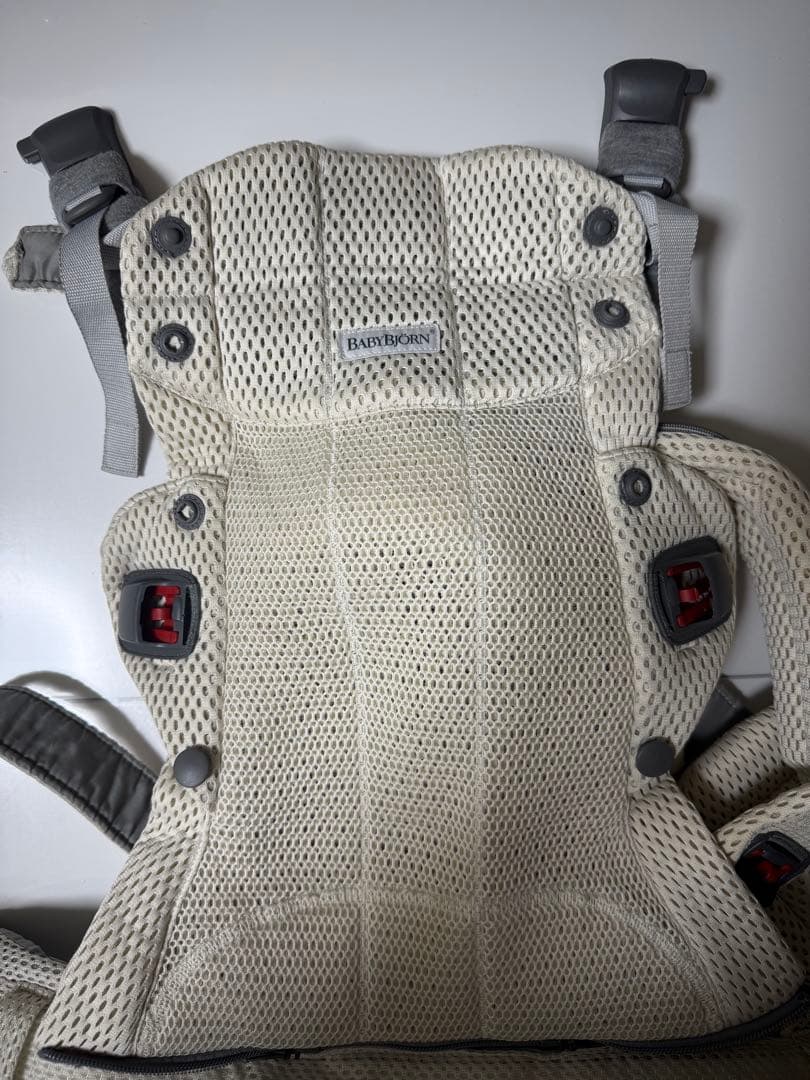 BABYBJORN 抱っこ紐 クリーム