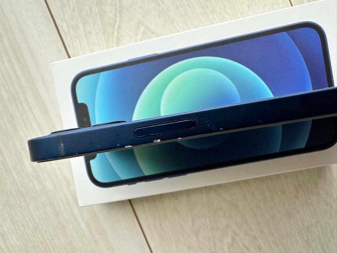 iPhone 12 128GB ブルー（SIMフリー）