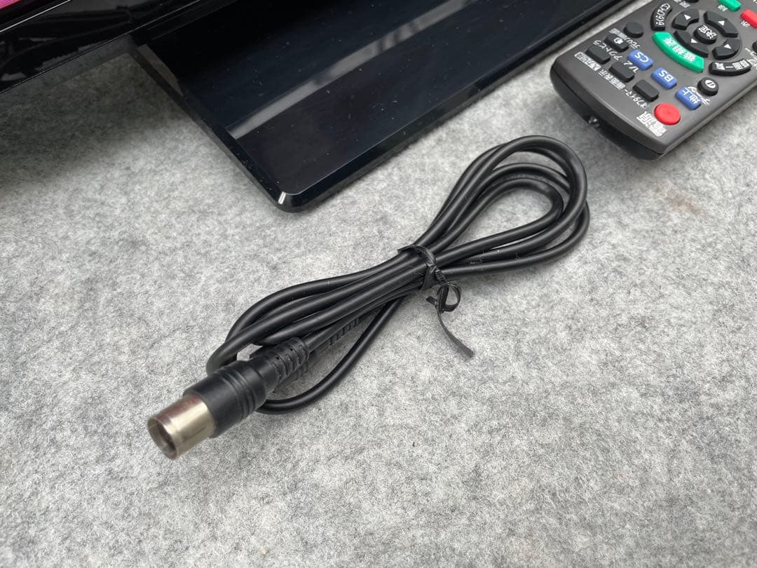 割と綺麗　Panasonic 32型液晶テレビ　VIERA TH-32G300