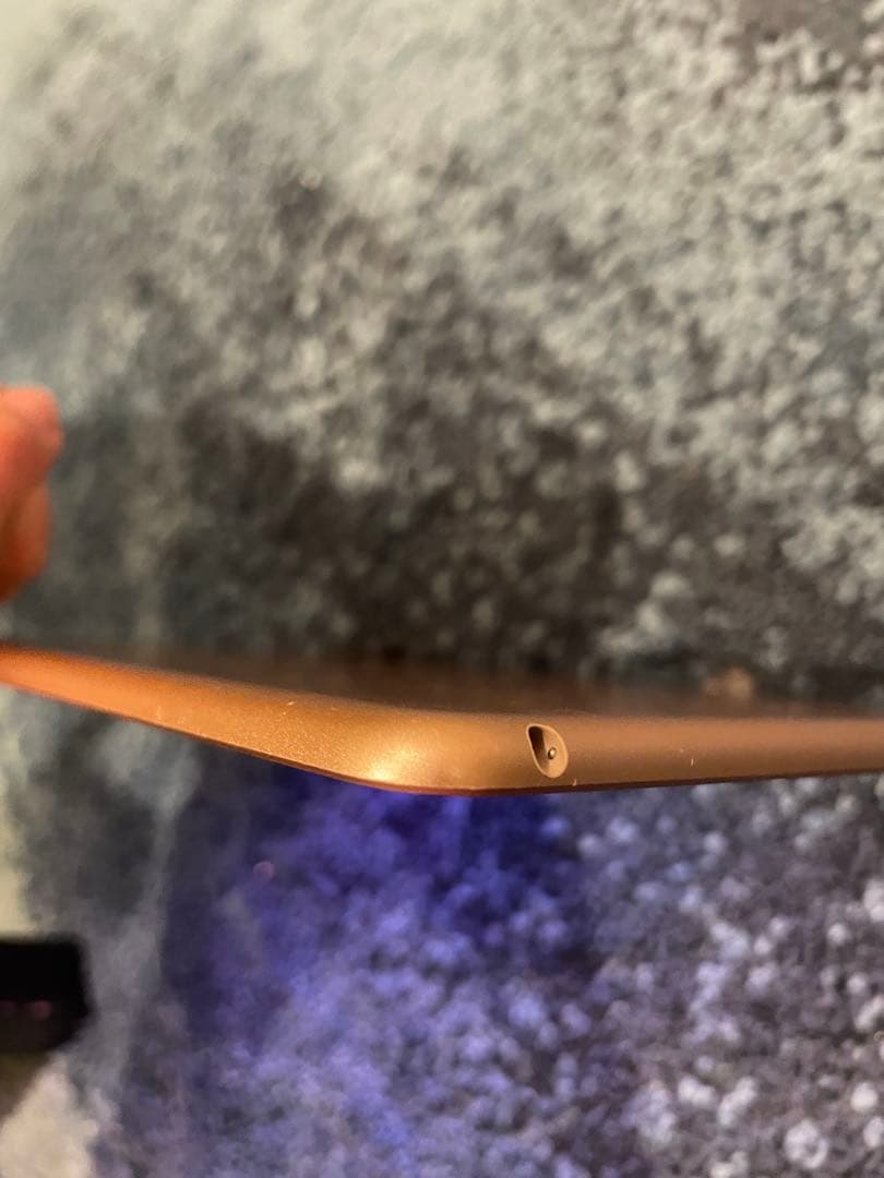 258GB ゴールド iPad 10.2インチ 本体　第5世代　初期化済み