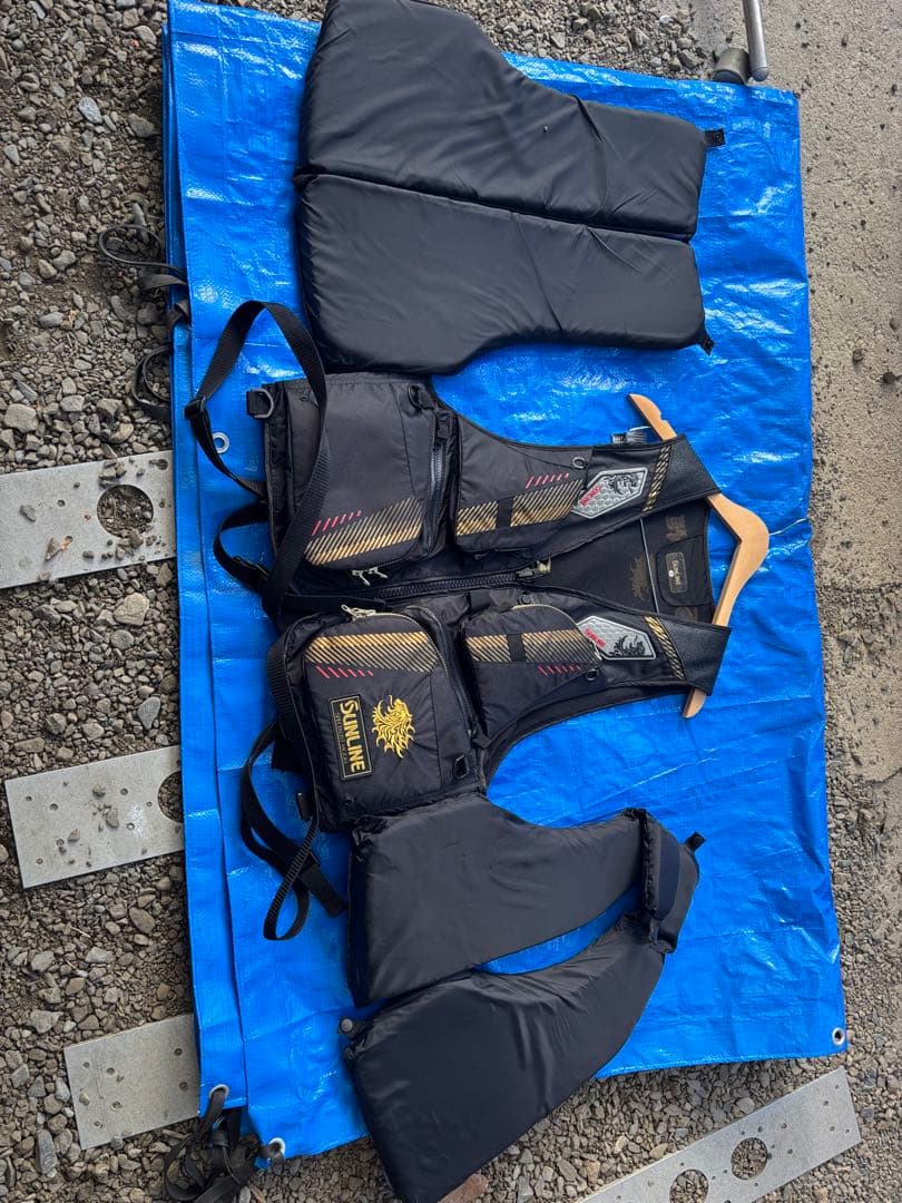 ひろいきさん専用　サンライン フローティングべストSUL-230 サイズM