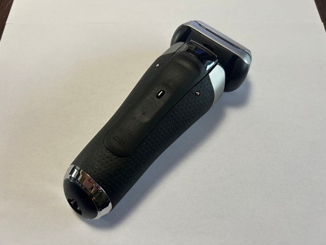 ブラウンs9 電気シェバー　BRAUN 髭剃り　ブラウンシリーズ