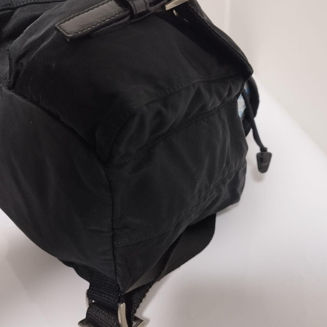 美品☆　プラダ　リュック　ベルト　フラップ　三角ロゴプレート　レザープレート