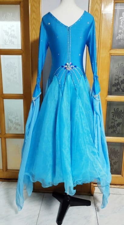 ★美品 一点のみ　社交ダンスドレス スタンダードドレス ブルー L