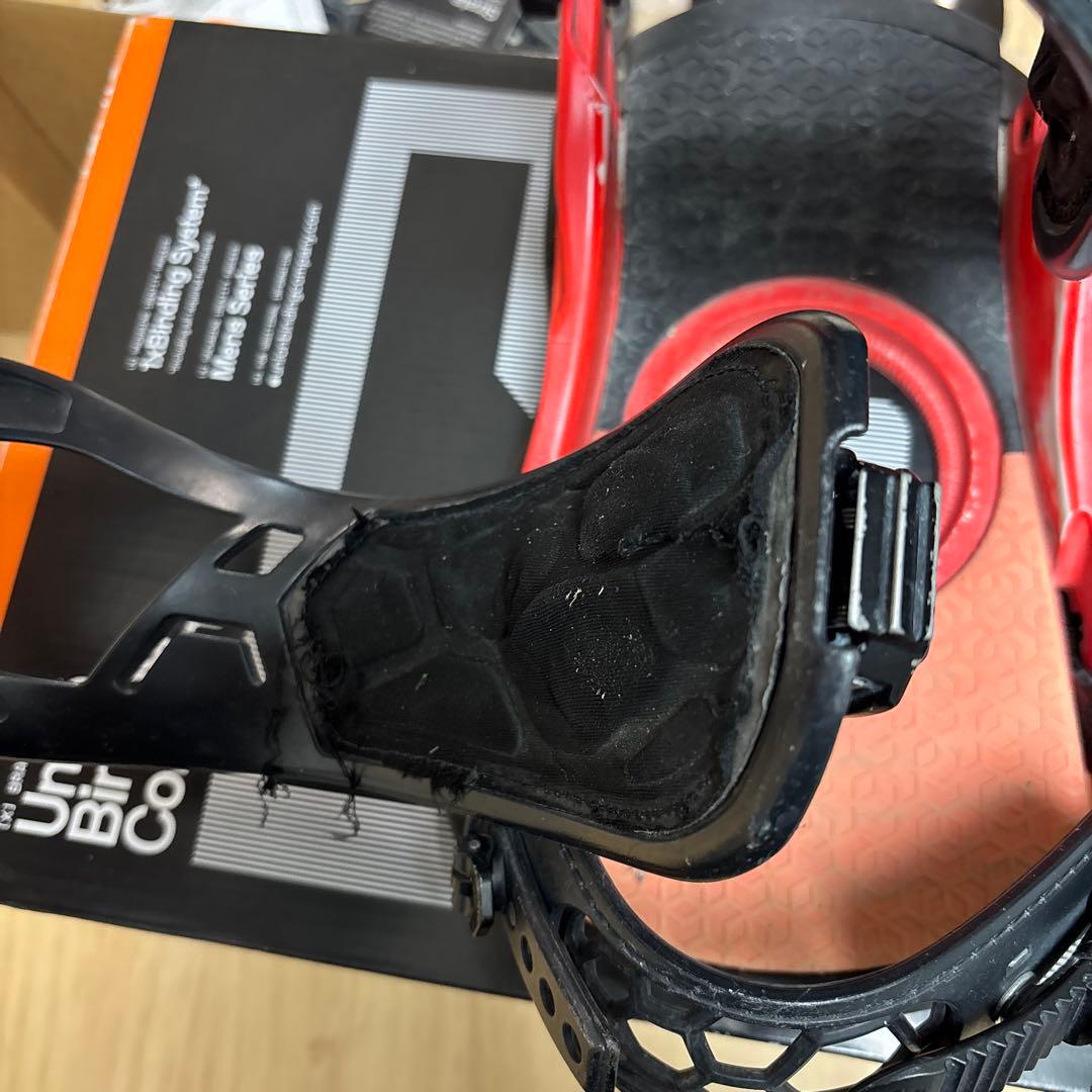 Union Strata ビンディング レッド　Mサイズ