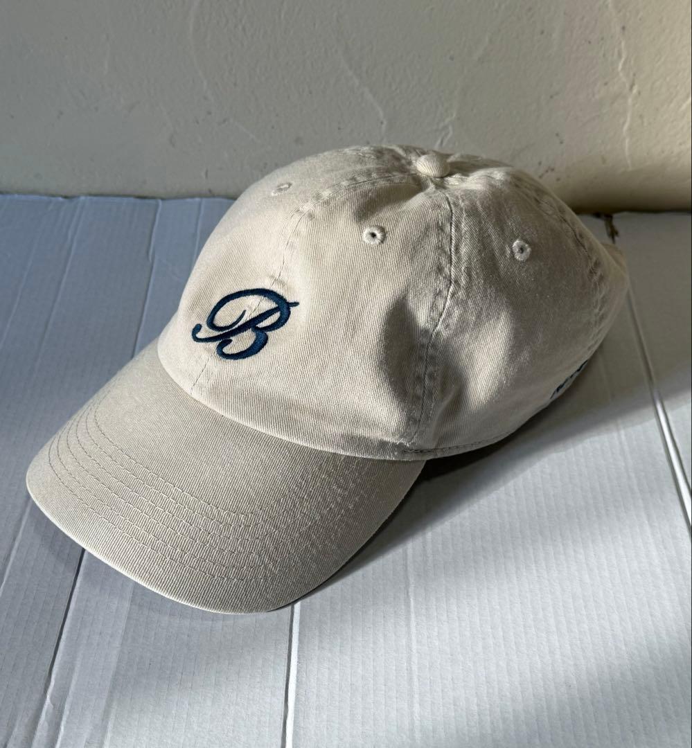 【used】マディソンブルー　キャップ　フリーサイズ　帽子