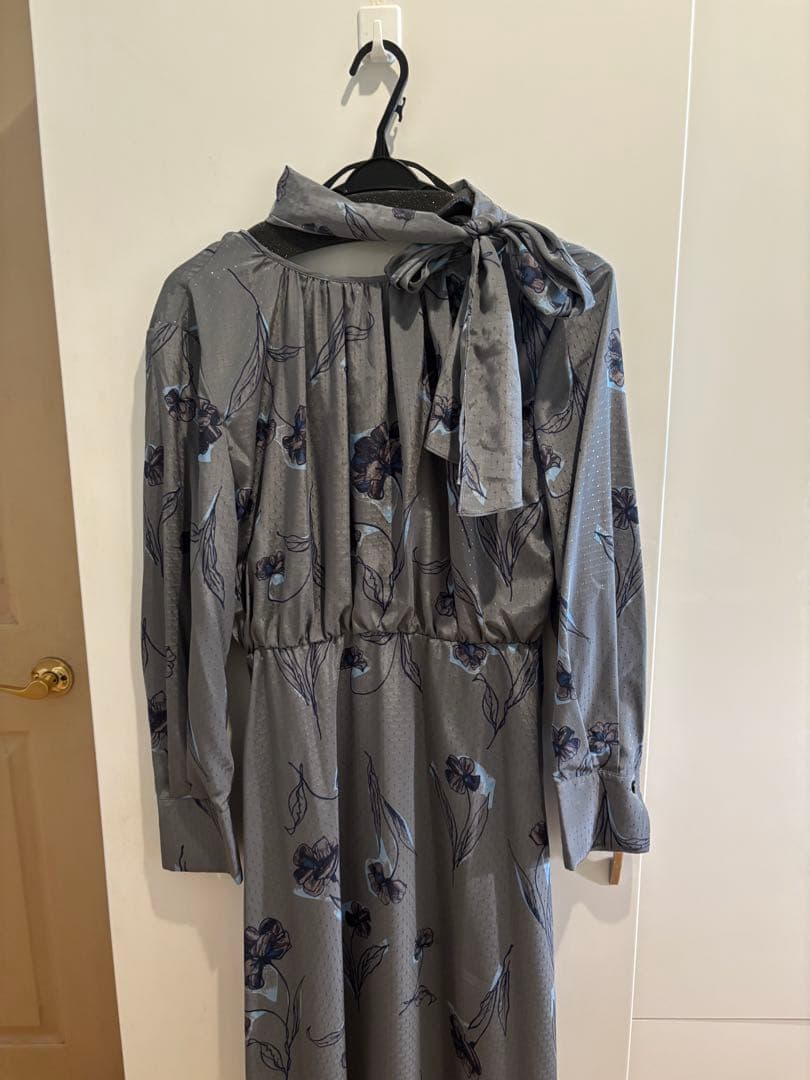 エポカ　グレー 花柄 ワンピース サイズ40