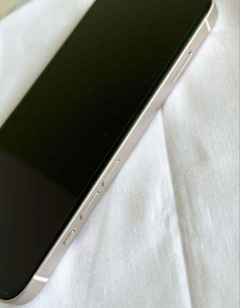 iPhone13 128GB スターライト　SIMフリー　【美品】