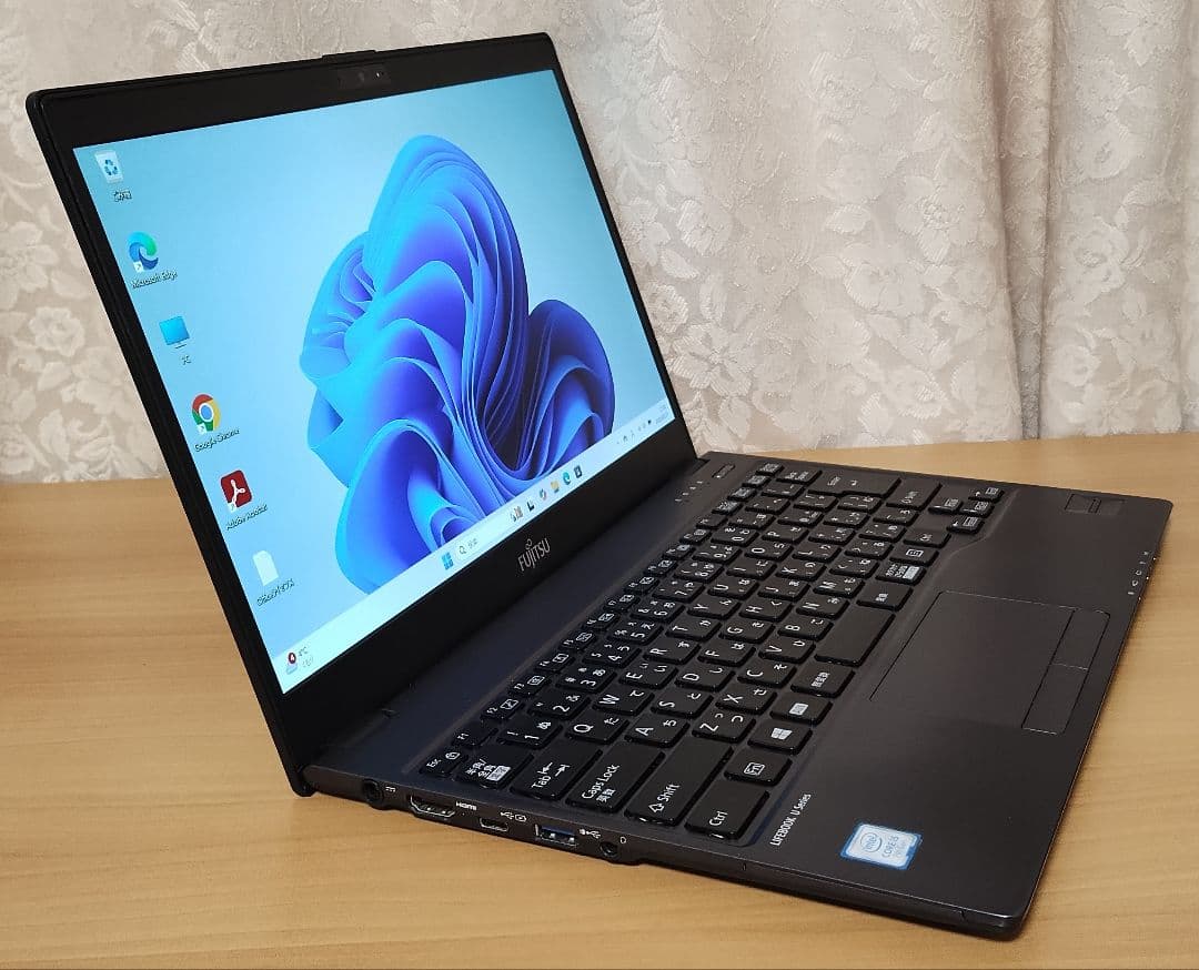美品 Office2021 Corei5 LIFEBOOK U938/S