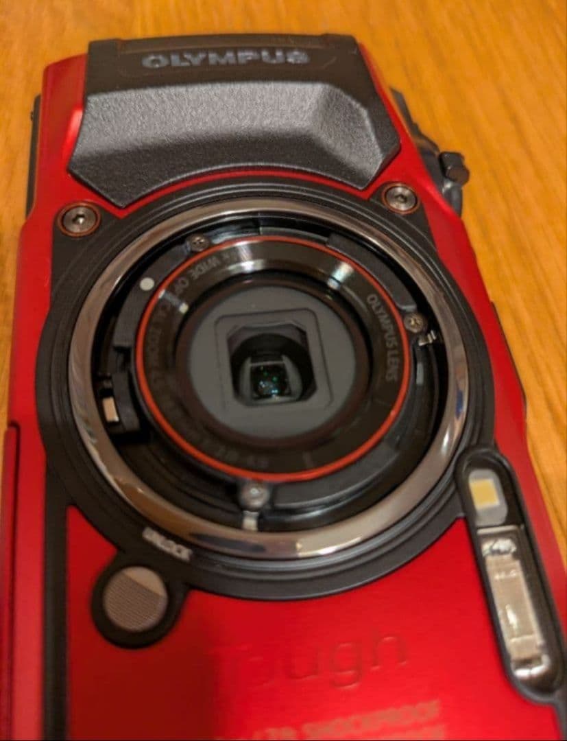 OLYMPUS デジタルカメラ　TG-6