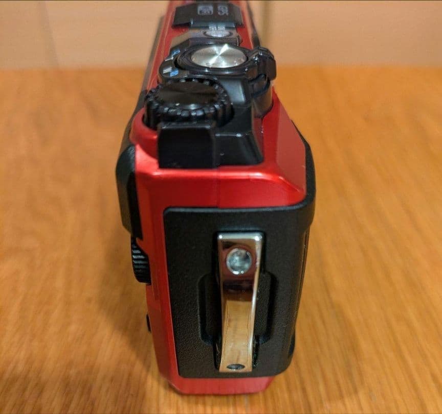 OLYMPUS デジタルカメラ　TG-6