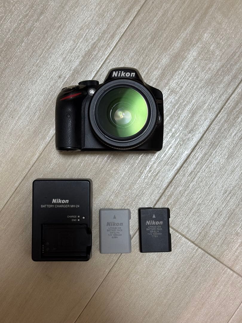 デジタルカメラ Nikon D3200 + AF-s DX NIKKOR 35mm F1.8G