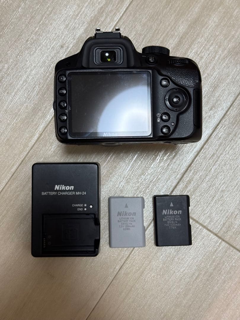 デジタルカメラ Nikon D3200 + AF-s DX NIKKOR 35mm F1.8G