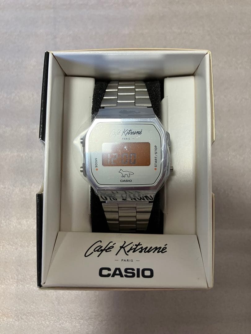 Café Kitsuné / CASIO Wネームウォッチ