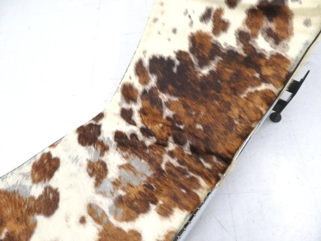 IDC大塚家具　コルビジェ　LC4　ハラコ　リクライニングソファ　シェーズロング